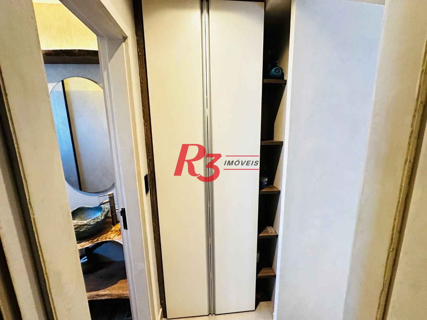 Apartamento à venda, 57 m² - Ponta da Praia - Santos/SP