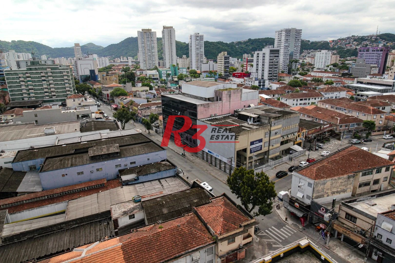 Sala para alugar, 42 m² por R$ 3.600,02 - Vila Matias - Santos/SP