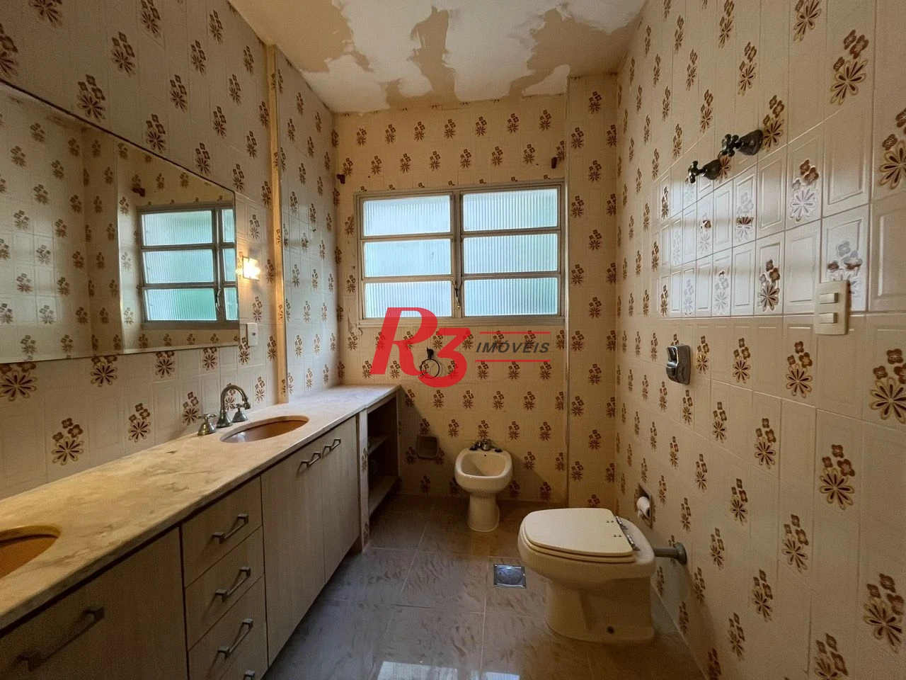 Apartamento com 6 dormitórios à venda, 504 m² por R$ 1.500.000,00 - Morro do Maluf - Guarujá/SP