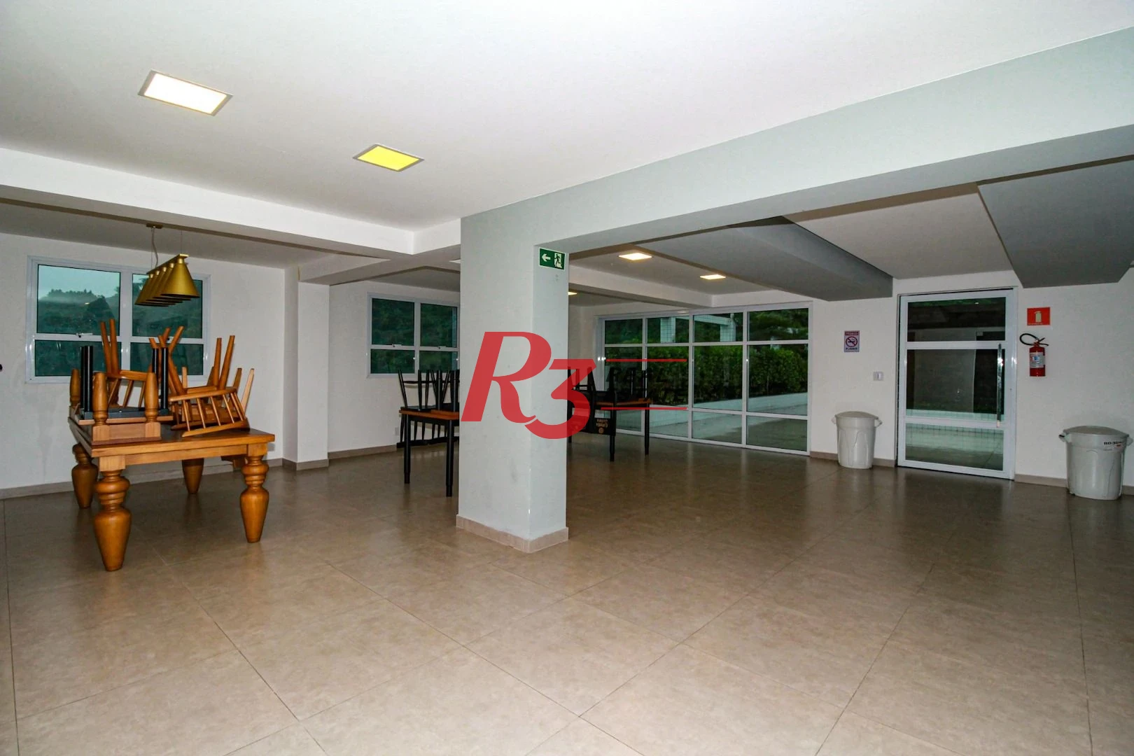 Apartamento com 2 dormitórios à venda, 58 m² por R$ 500.000,00 - Marapé - Santos/SP