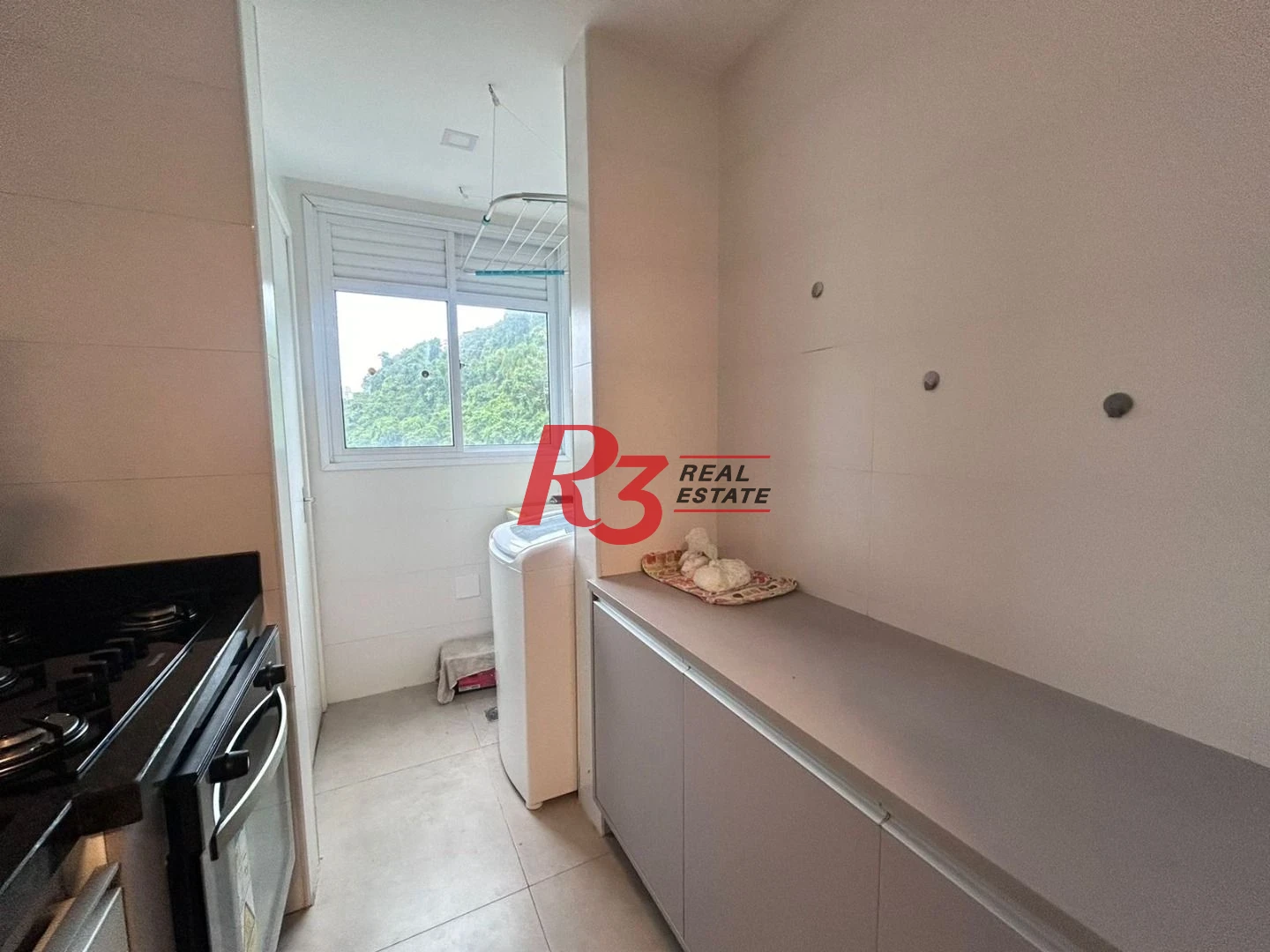 Apartamento com 2 dormitórios à venda, 58 m² por R$ 650.000,00 - Marapé - Santos/SP