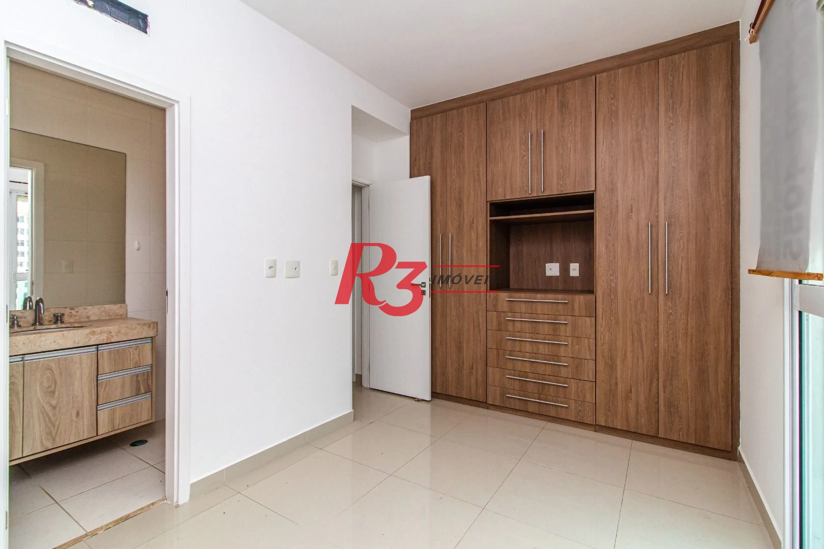 Apartamento com 1 dormitório para alugar, 55 m² por R$ 5.500,00/mês - José Menino - Santos/SP