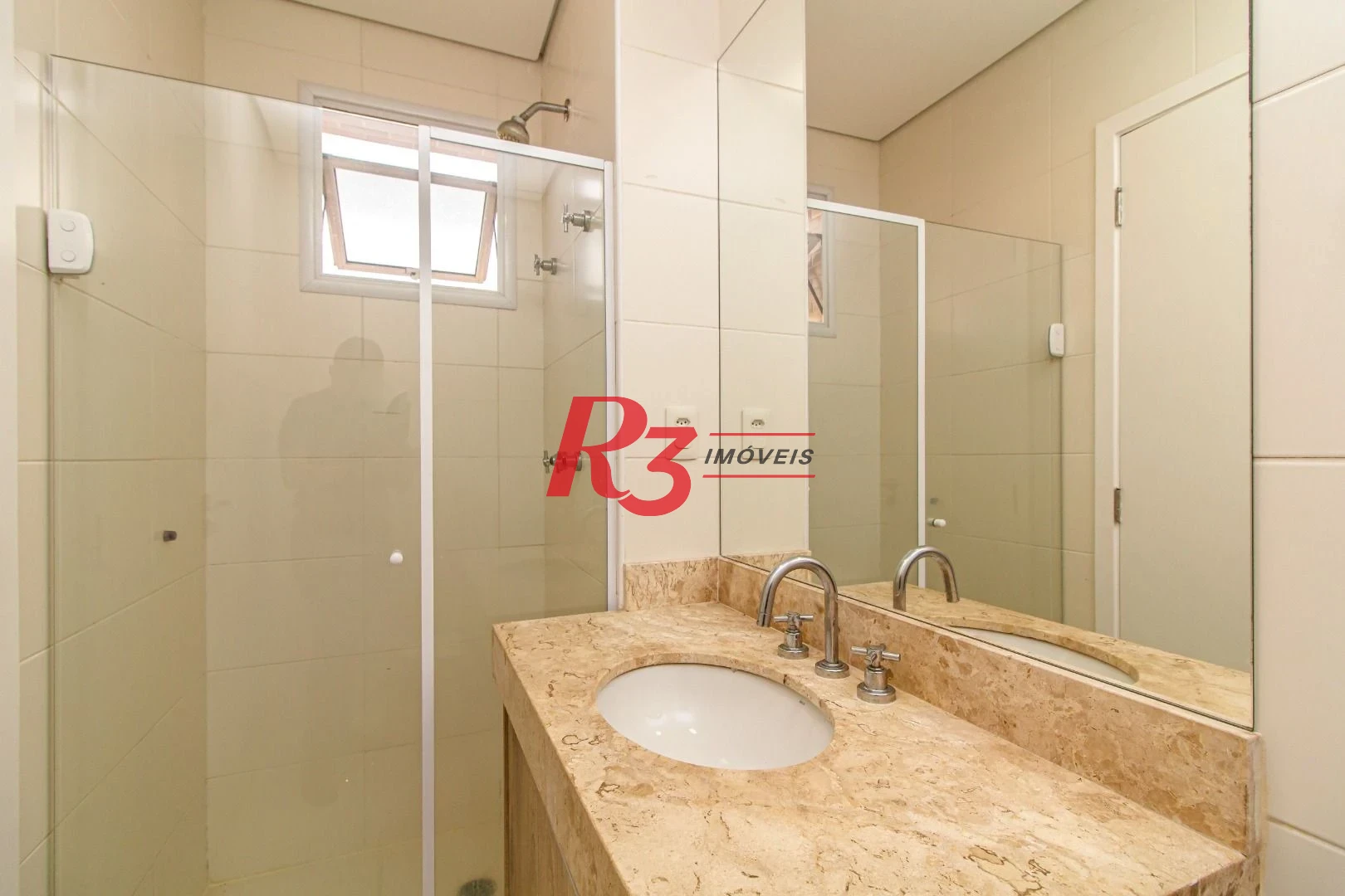 Apartamento com 1 dormitório para alugar, 55 m² por R$ 5.500,00/mês - José Menino - Santos/SP