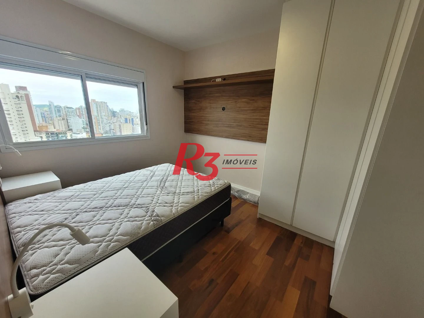 Apartamento com 3 dormitórios à venda, 143 m² por R$ 2.250.000,00 - Boqueirão - Santos/SP