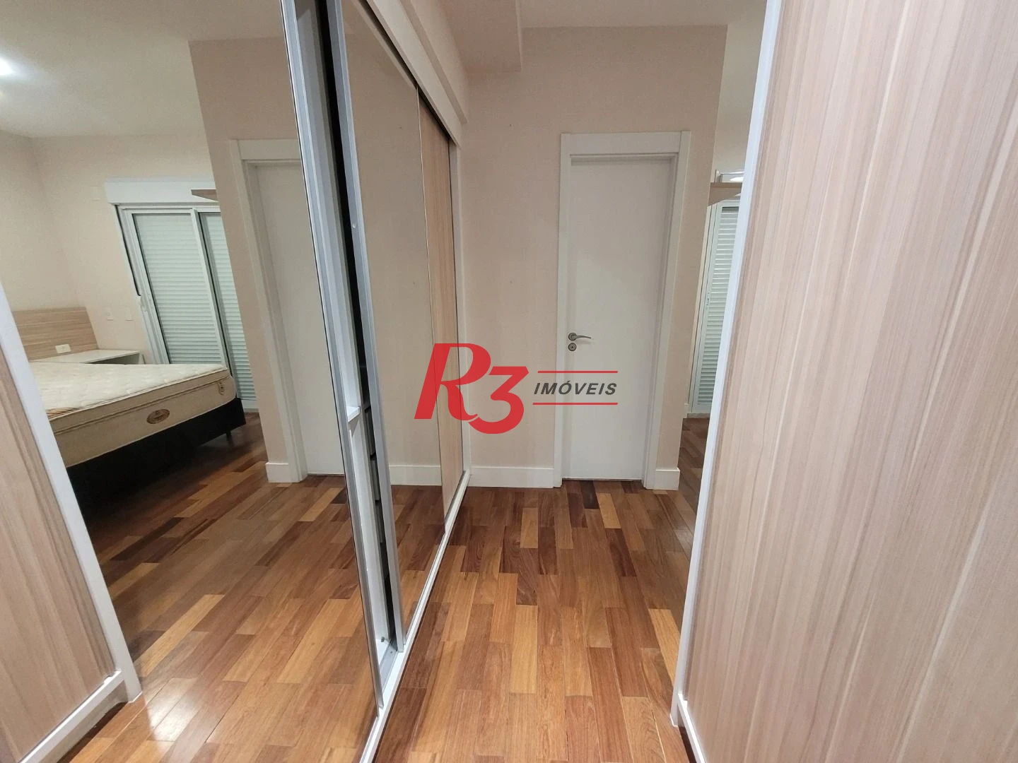 Apartamento com 3 dormitórios à venda, 143 m² por R$ 2.250.000,00 - Boqueirão - Santos/SP