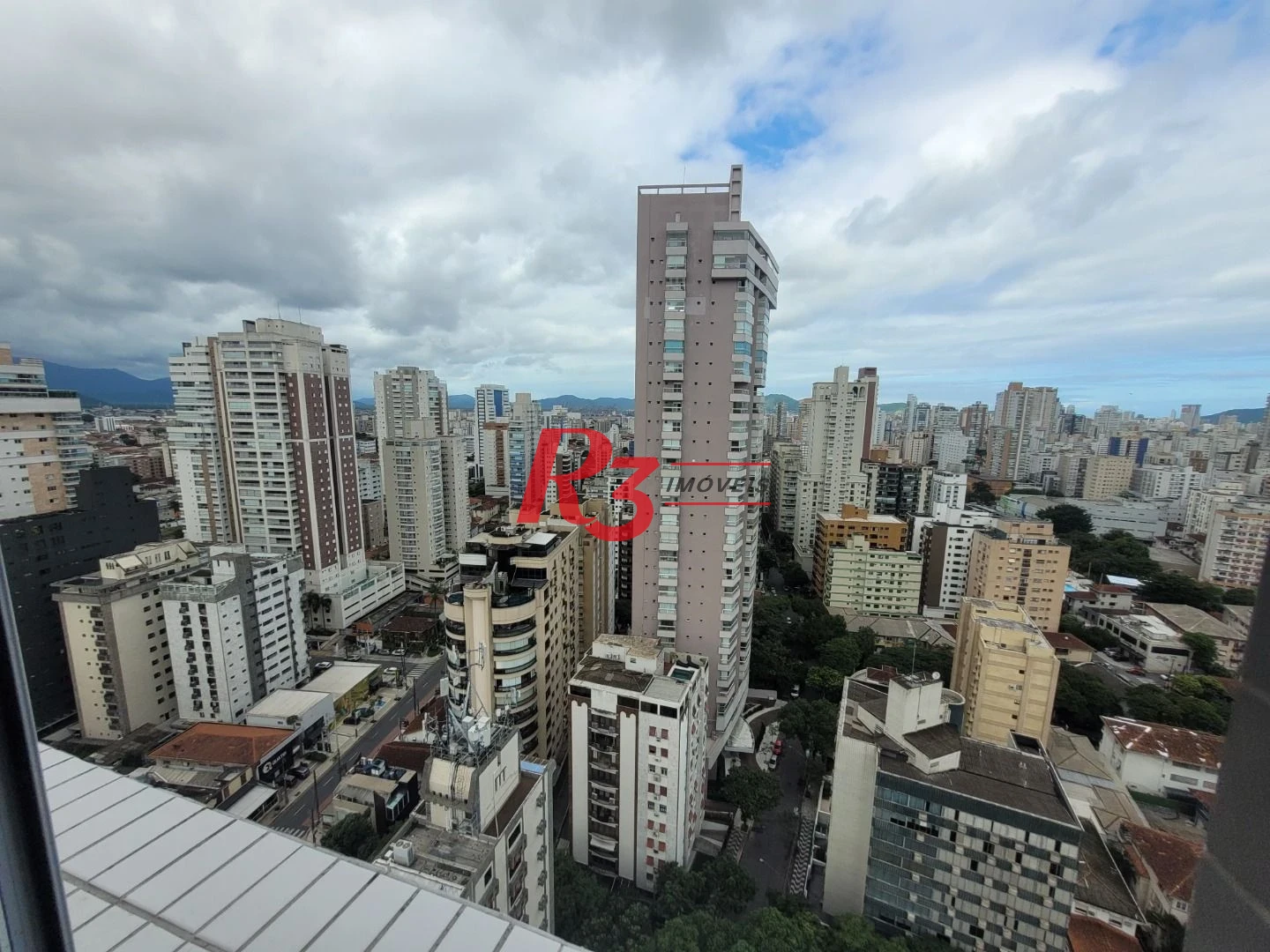 Apartamento com 3 dormitórios à venda, 143 m² por R$ 2.250.000,00 - Boqueirão - Santos/SP