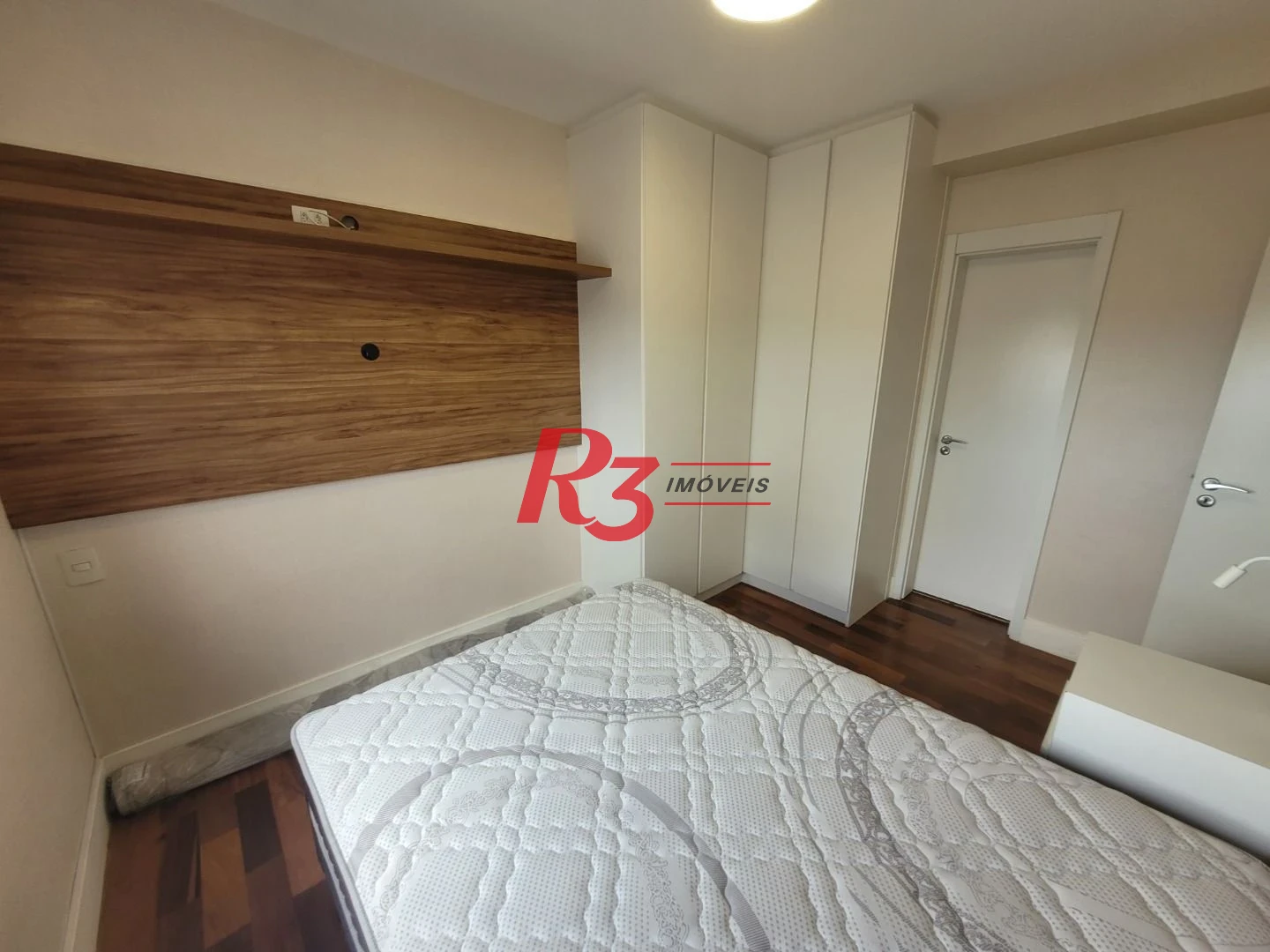 Apartamento com 3 dormitórios à venda, 143 m² por R$ 2.250.000,00 - Boqueirão - Santos/SP