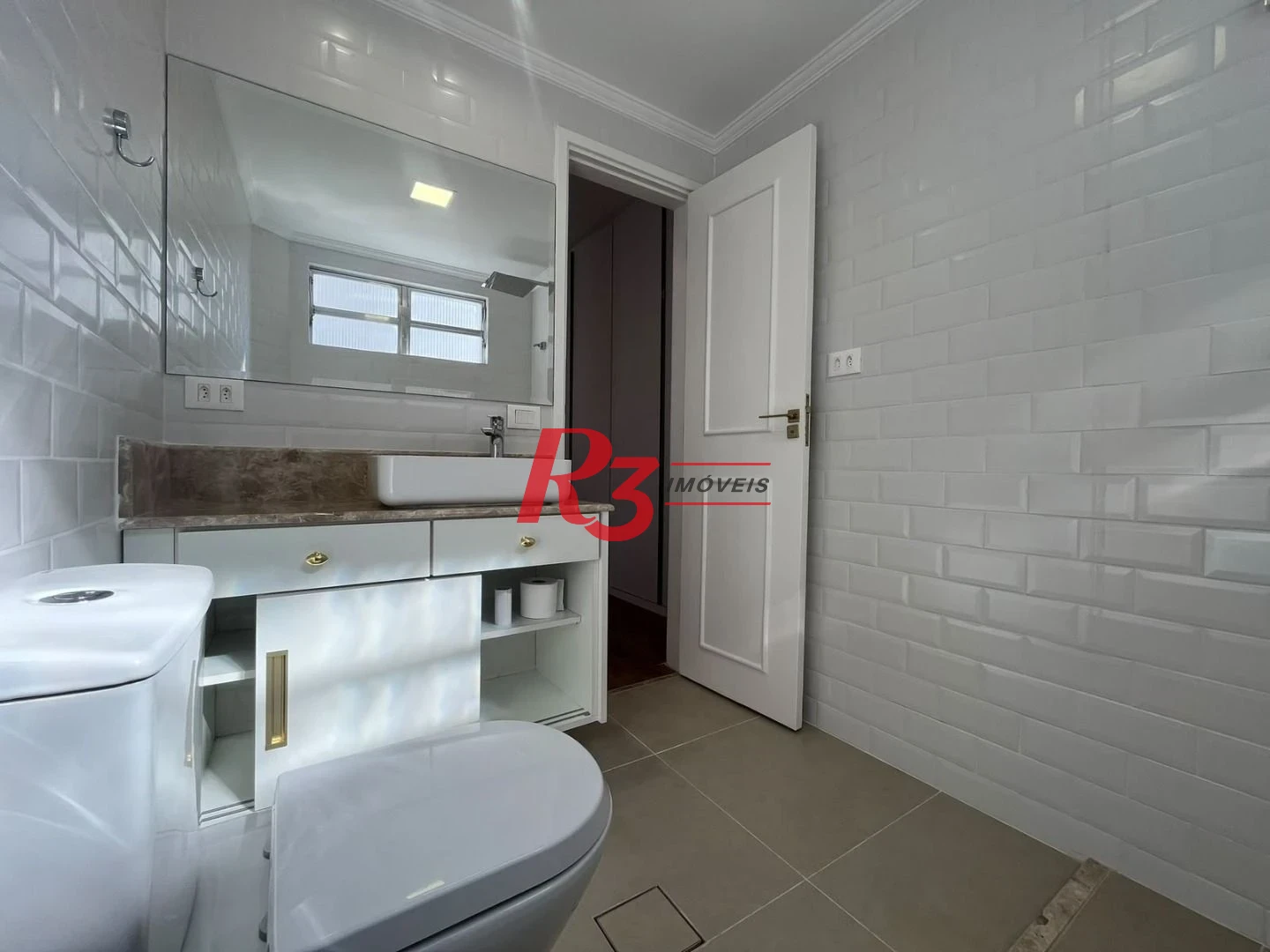 Apartamento com 3 dormitórios à venda, 127 m² por R$ 1.330.000,00 - Aparecida - Santos/SP