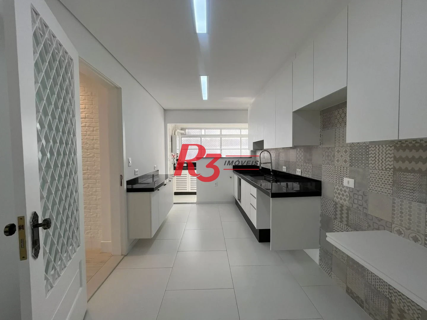 Apartamento com 3 dormitórios à venda, 127 m² por R$ 1.330.000,00 - Aparecida - Santos/SP