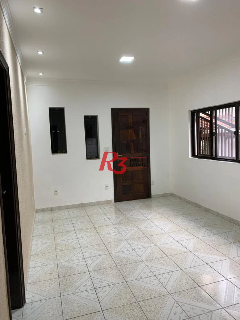 Casa com 4 dormitórios à venda, 180 m² por R$ 535.000,00 - Vila Cascatinha - São Vicente/SP