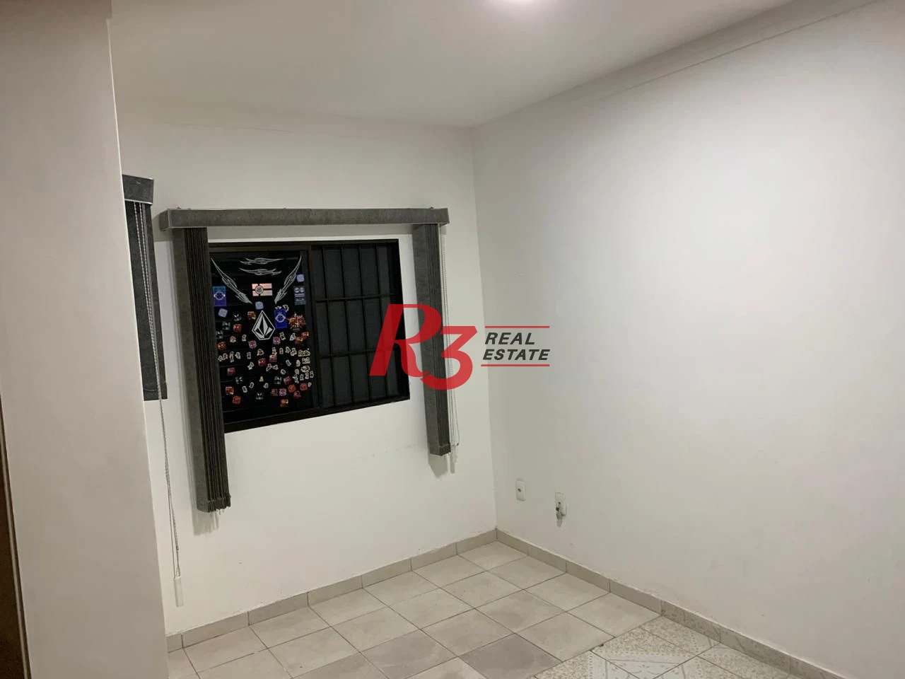 Casa com 4 dormitórios à venda, 180 m² por R$ 535.000,00 - Vila Cascatinha - São Vicente/SP