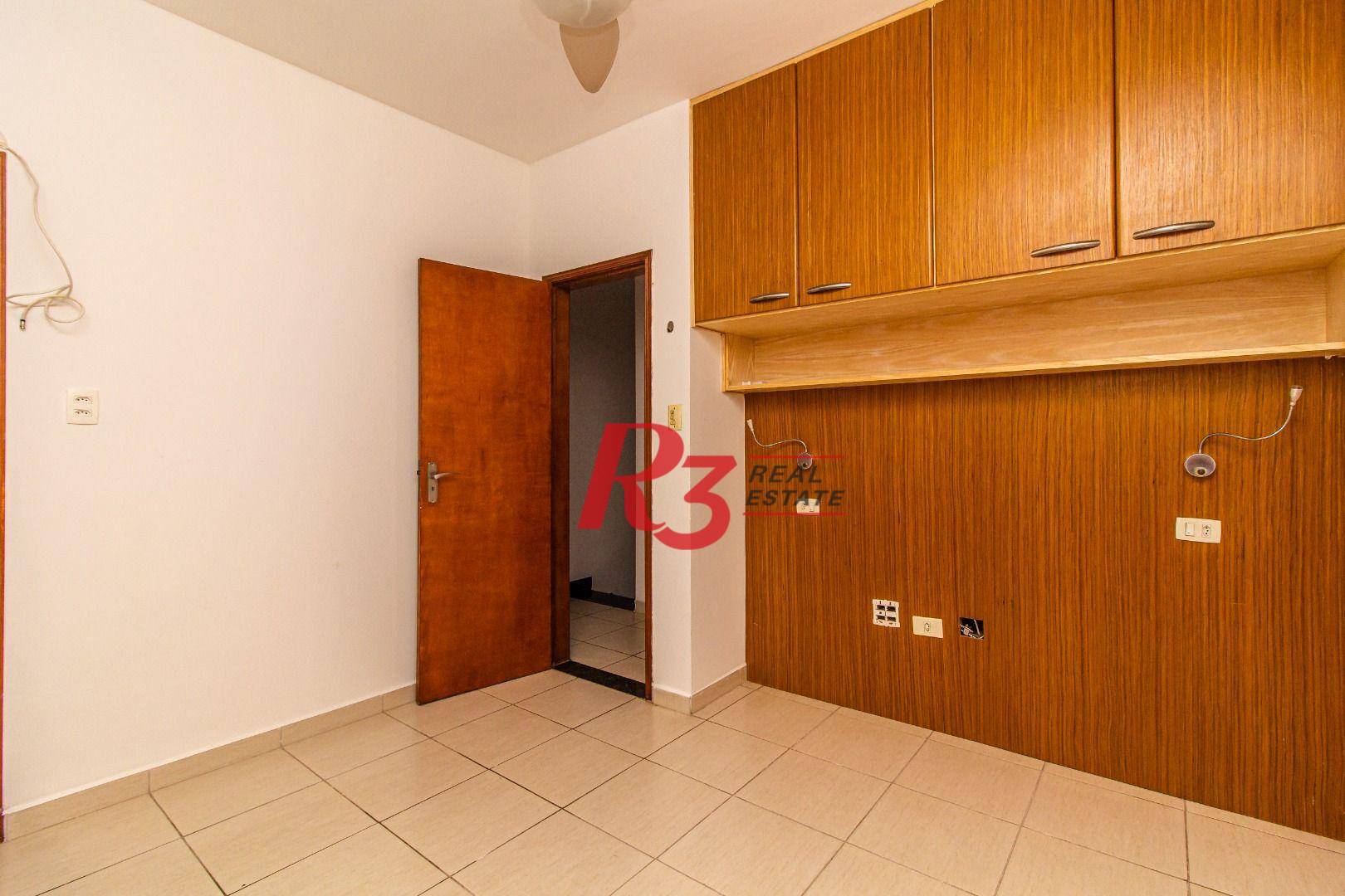 Sobrado duplex para venda ou locação com 3 dormitórios, 120 m² área construída - Aparecida - Santos/SP