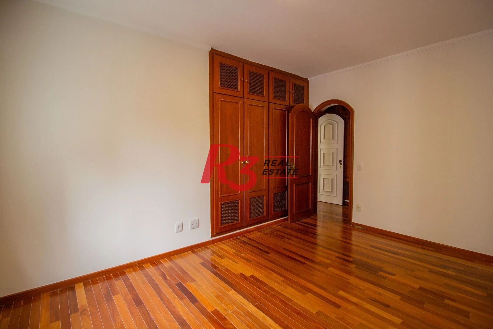 Apartamento com 4 dormitórios à venda, 334 m² por R$ 1.290.000,00 - Boqueirão - Santos/SP