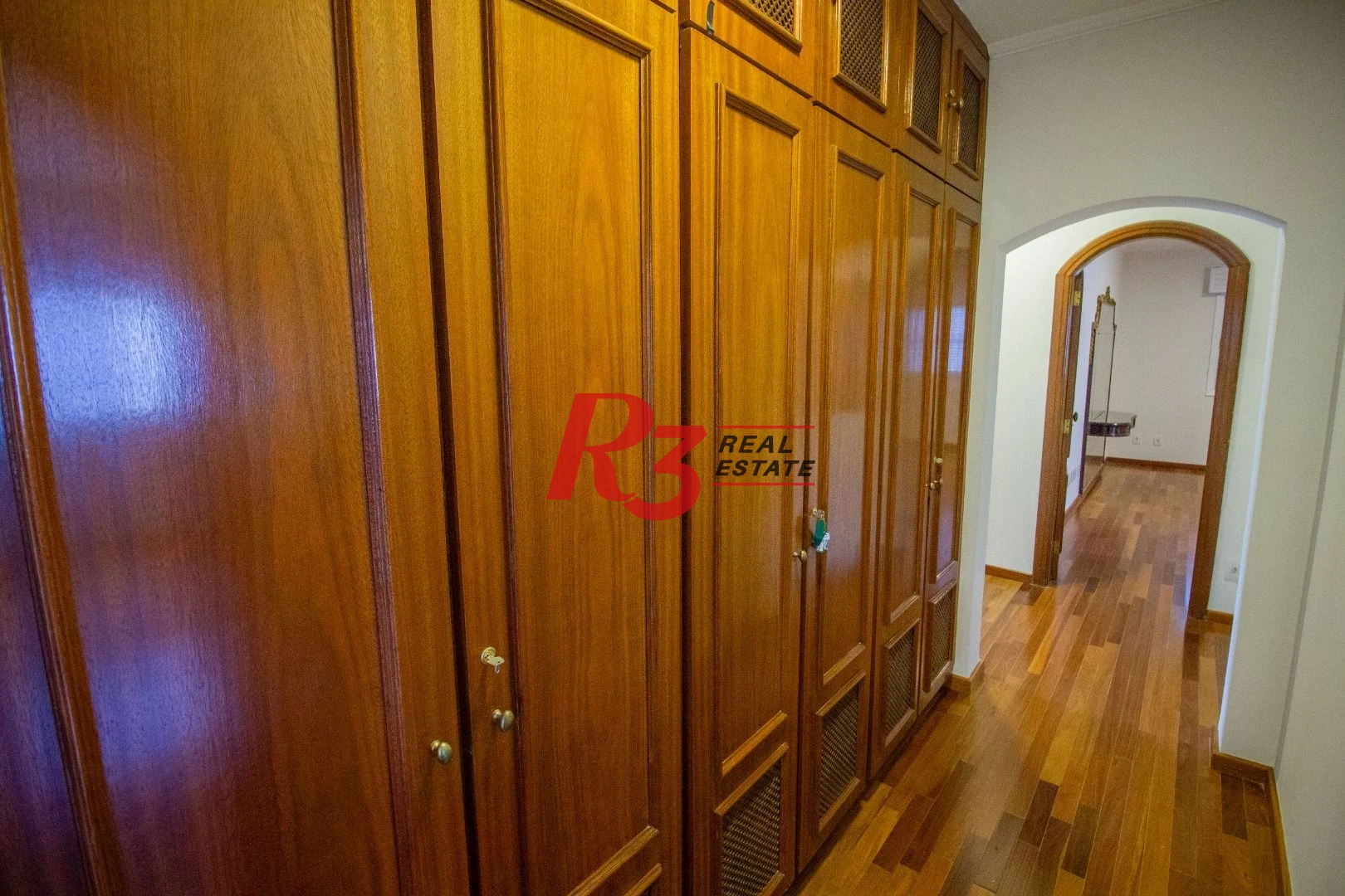 Apartamento com 4 dormitórios à venda, 334 m² por R$ 1.290.000,00 - Boqueirão - Santos/SP