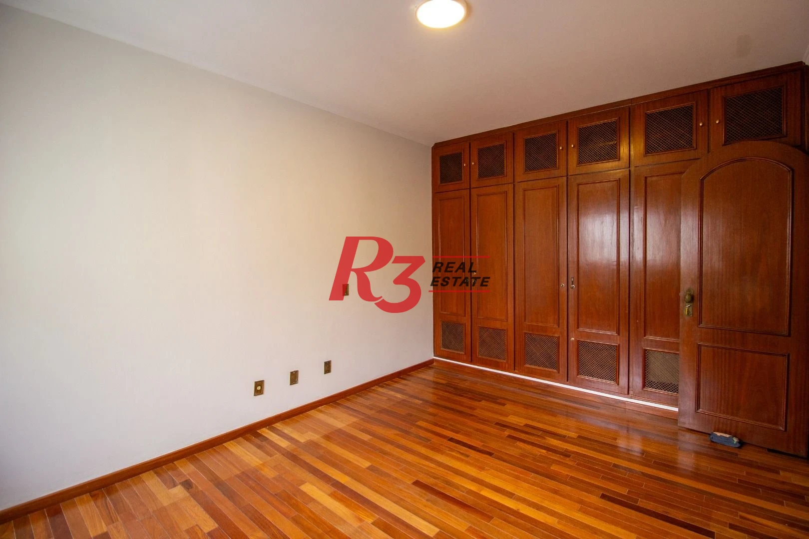Apartamento com 4 dormitórios à venda, 334 m² por R$ 1.290.000,00 - Boqueirão - Santos/SP