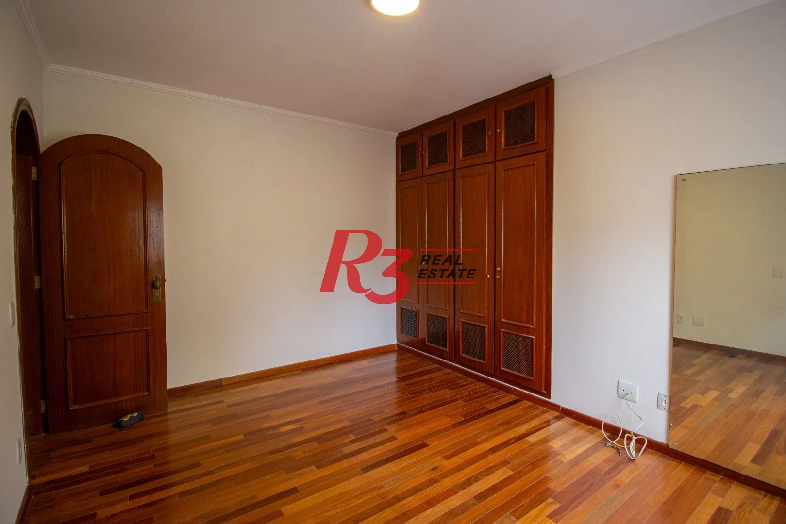 Apartamento com 4 dormitórios à venda, 334 m² por R$ 1.290.000,00 - Boqueirão - Santos/SP