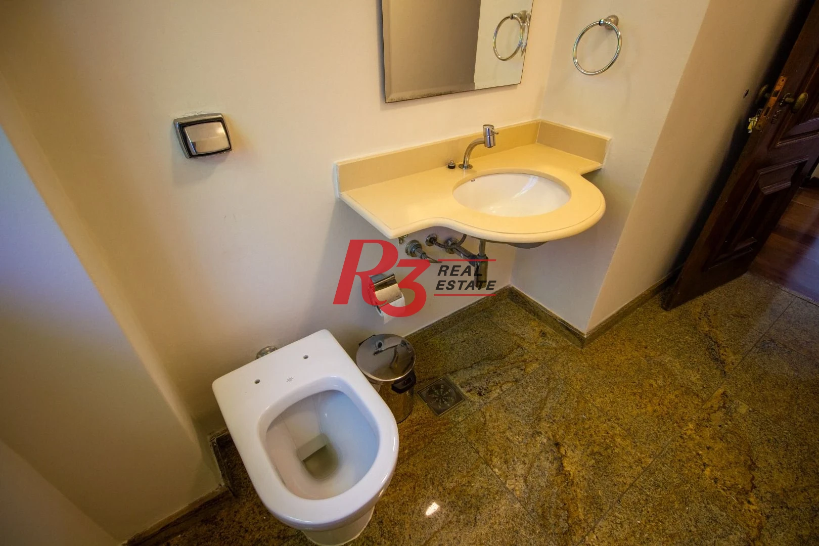 Apartamento com 4 dormitórios à venda, 334 m² por R$ 1.290.000,00 - Boqueirão - Santos/SP