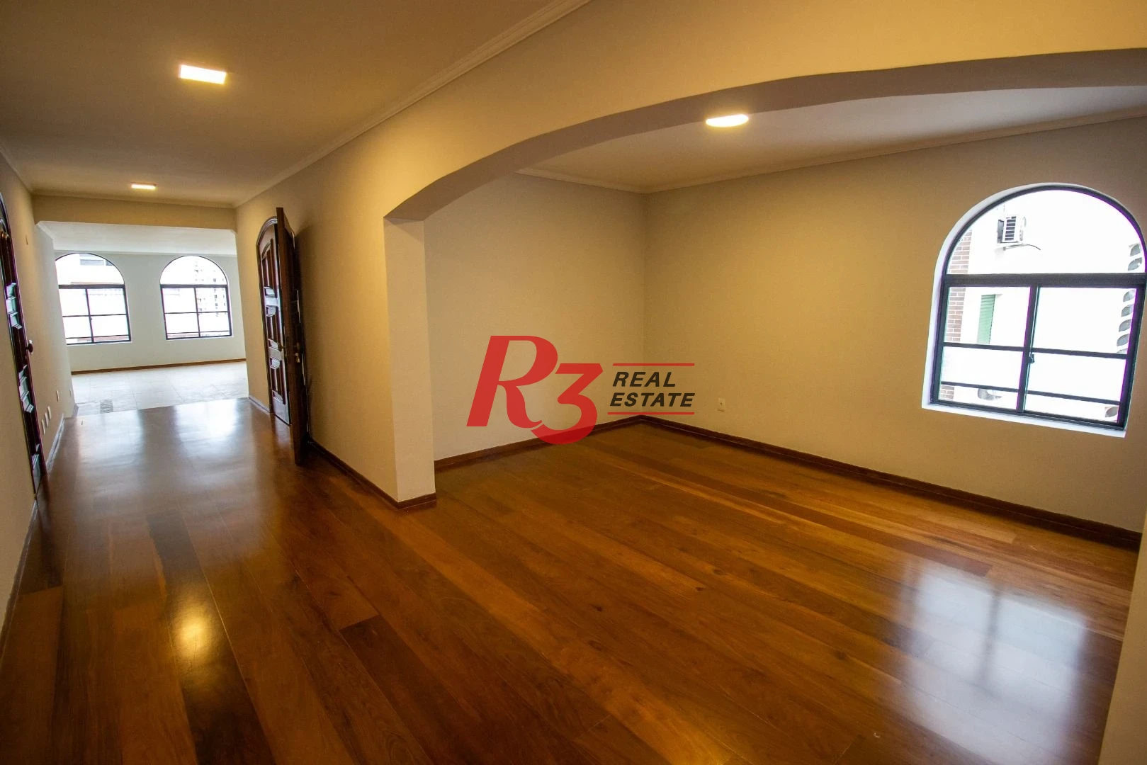 Apartamento com 4 dormitórios à venda, 334 m² por R$ 1.290.000,00 - Boqueirão - Santos/SP