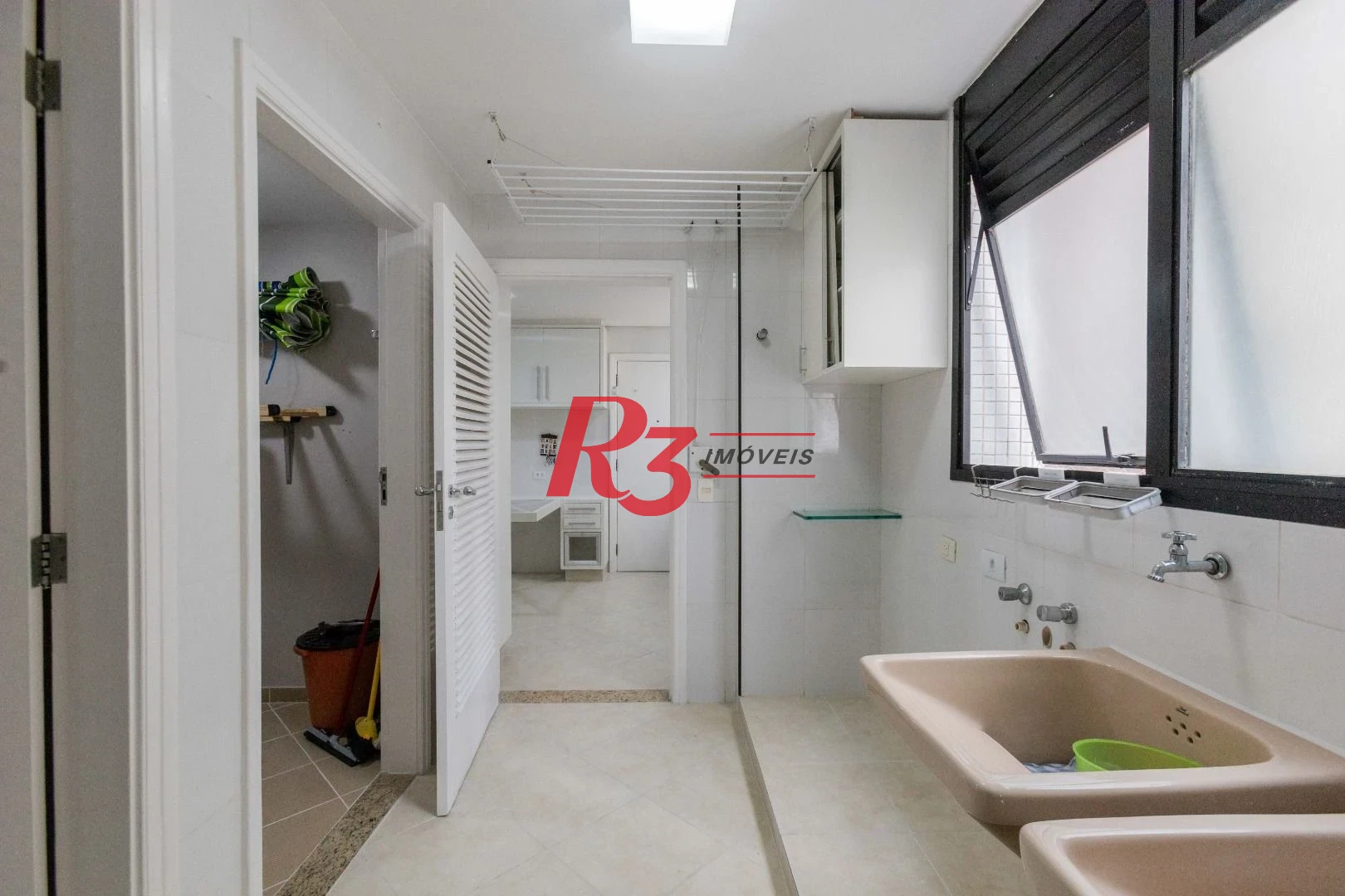 Apartamento com 3 dormitórios para alugar, 143 m² por R$ 9.500,00/mês - Aparecida - Santos/SP