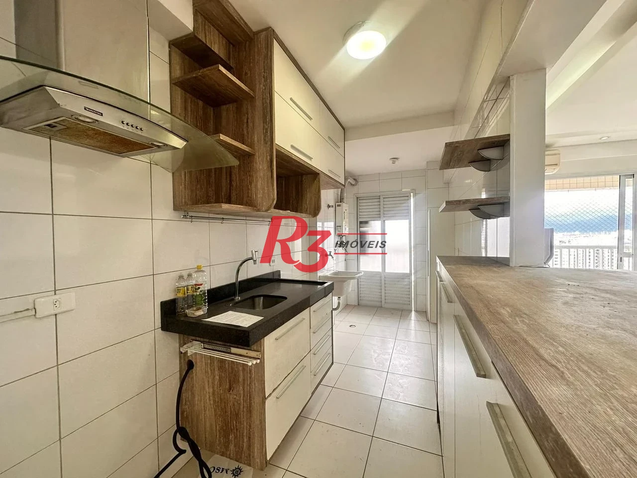 Apartamento com 3 dormitórios à venda, 96 m² por R$ 849.000,00 - Encruzilhada - Santos/SP