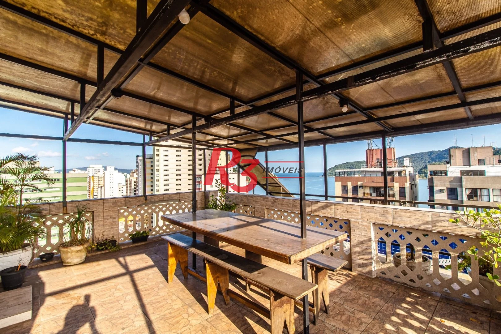 Cobertura com 2 dormitórios à venda, 167 m² por R$ 738.000,00 - Boa Vista - São Vicente/SP