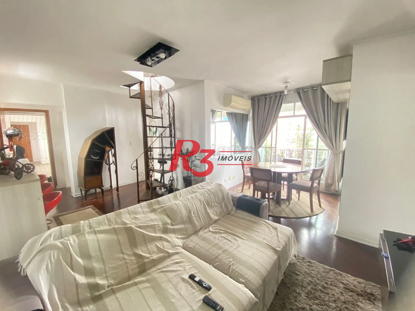 Cobertura com 2 dormitórios à venda, 167 m² por R$ 738.000,00 - Boa Vista - São Vicente/SP