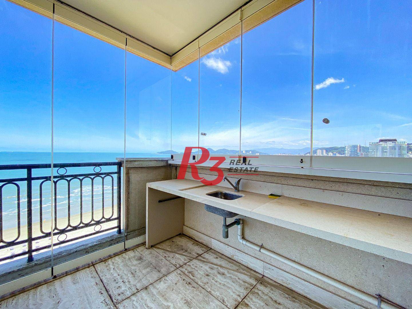Apartamento com 4 suítes à venda, frente mar por R$ 11.000.000 - Gonzaga - Santos/SP