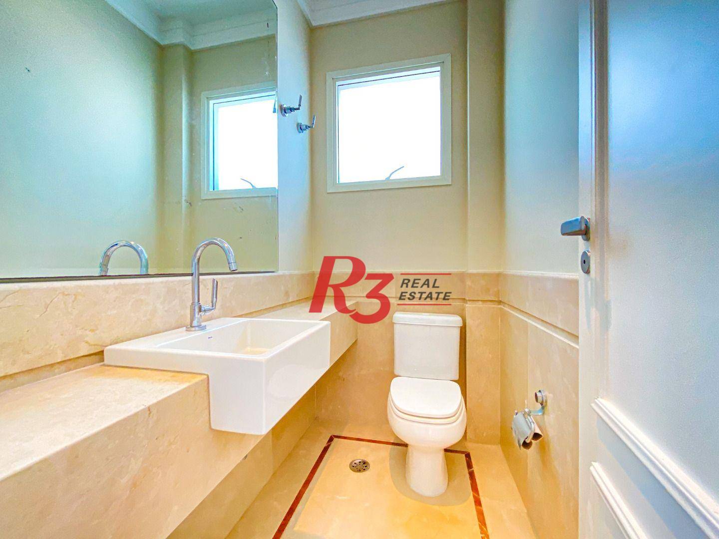Apartamento com 4 suítes à venda, frente mar por R$ 11.000.000 - Gonzaga - Santos/SP