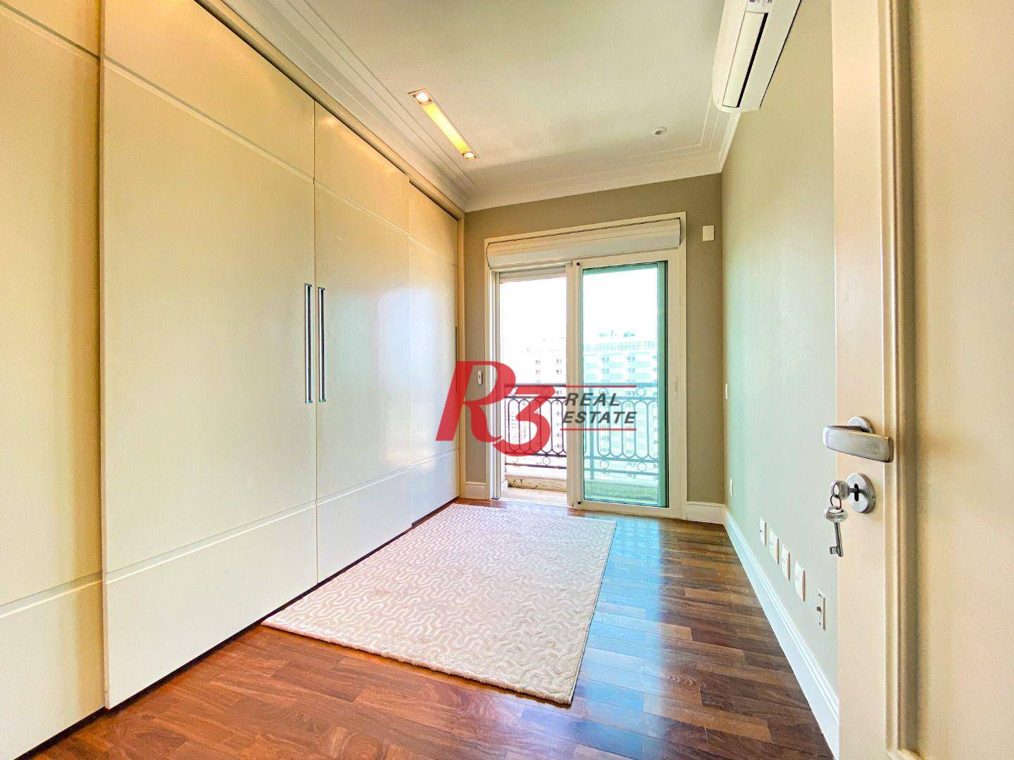 Apartamento com 4 suítes à venda, frente mar por R$ 11.000.000 - Gonzaga - Santos/SP