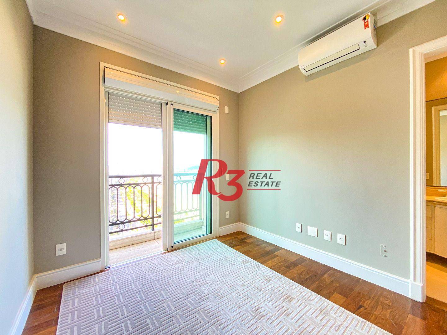 Apartamento com 4 suítes à venda, frente mar por R$ 11.000.000 - Gonzaga - Santos/SP