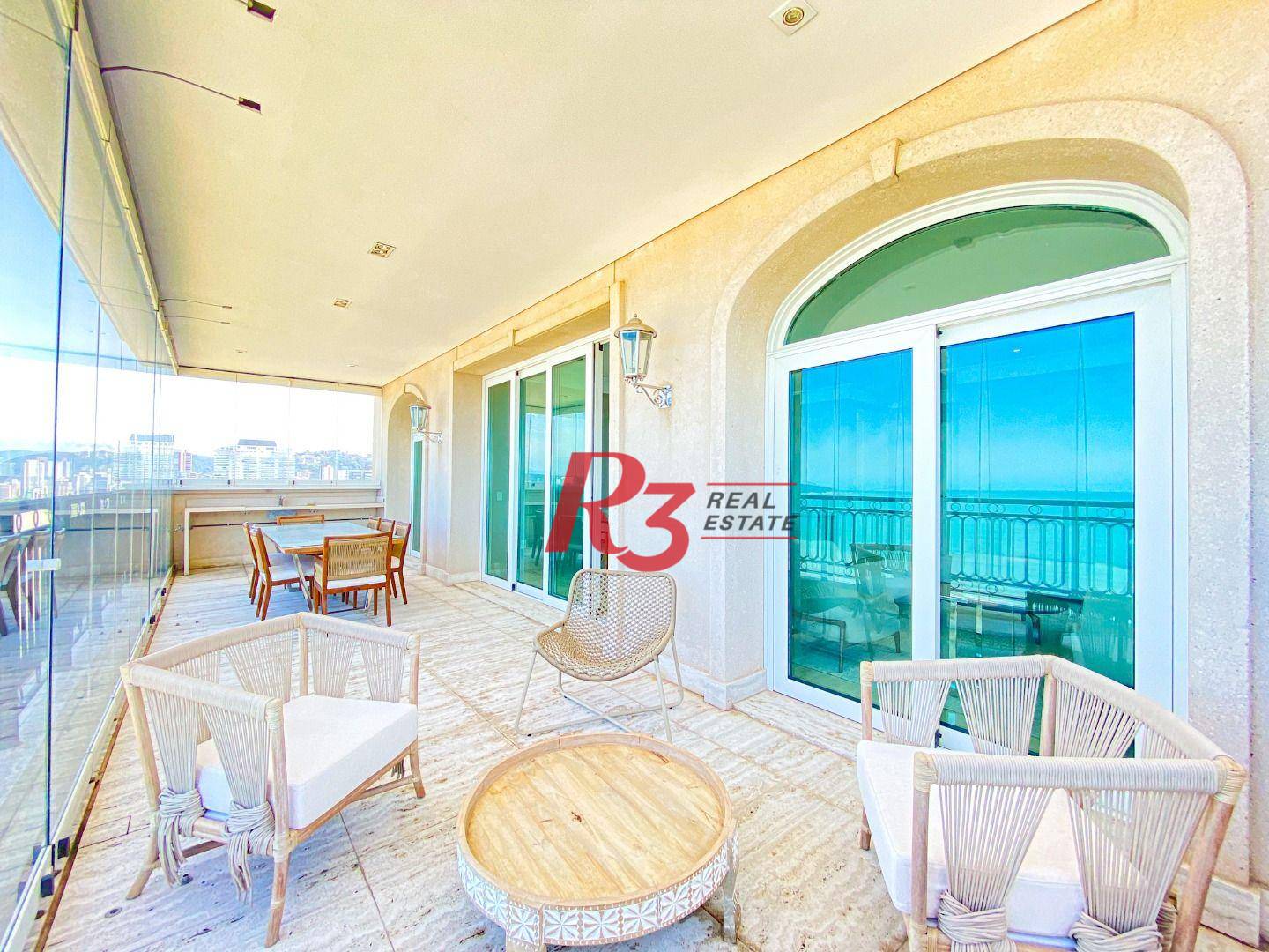 Apartamento com 4 suítes à venda, frente mar por R$ 11.000.000 - Gonzaga - Santos/SP