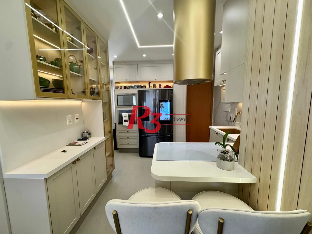 Apartamento com 2 dormitórios à venda, 83 m² por R$ 2.100.000,00 - Vila Rica - Santos/SP