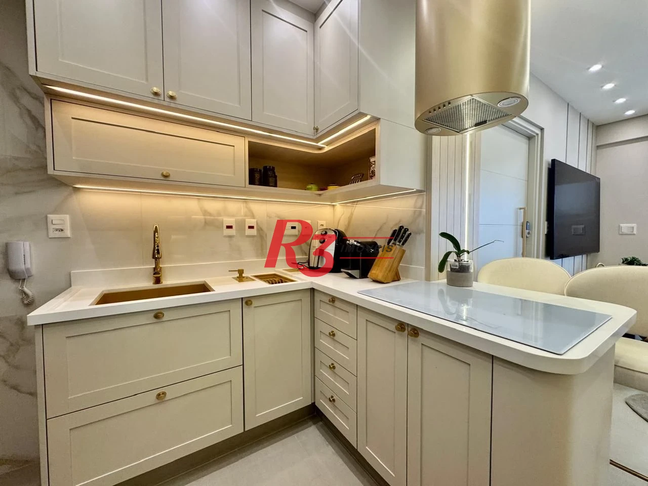 Apartamento com 2 dormitórios à venda, 83 m² por R$ 2.100.000,00 - Vila Rica - Santos/SP