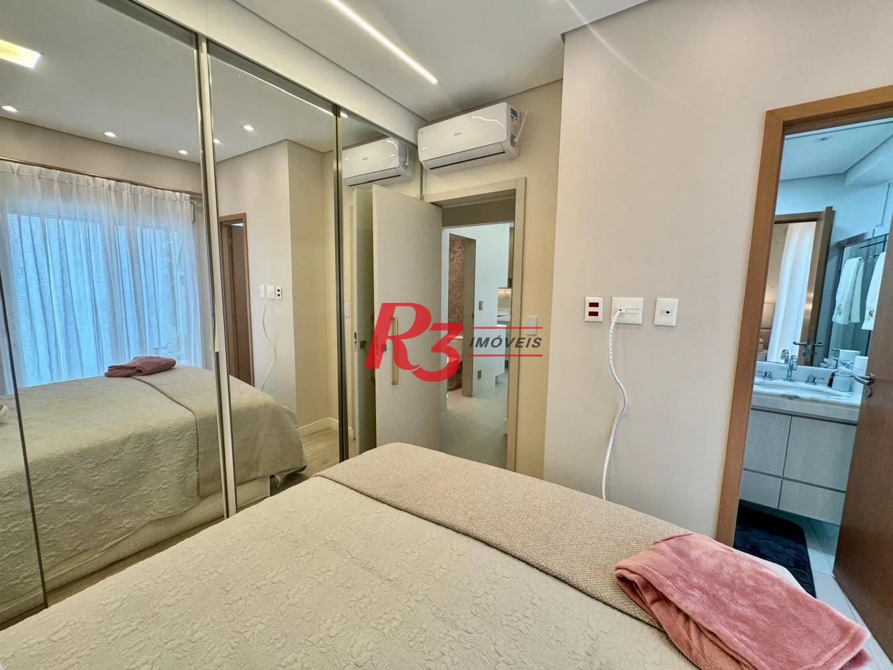 Apartamento com 2 dormitórios à venda, 83 m² por R$ 2.100.000,00 - Vila Rica - Santos/SP