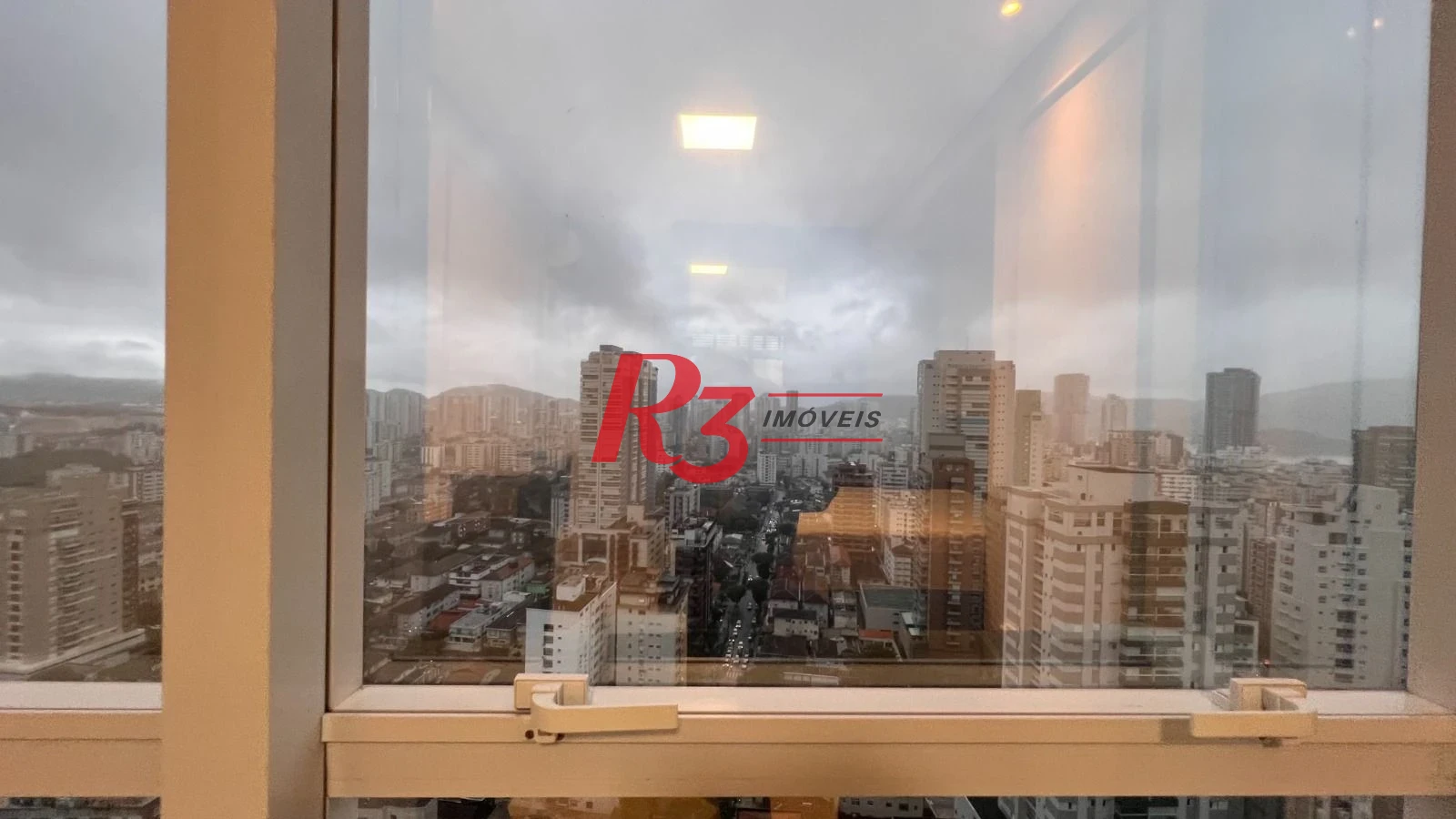 Apartamento com 2 dormitórios para alugar, 96 m² por R$ 10.500,00/mês - Aparecida - Santos/SP