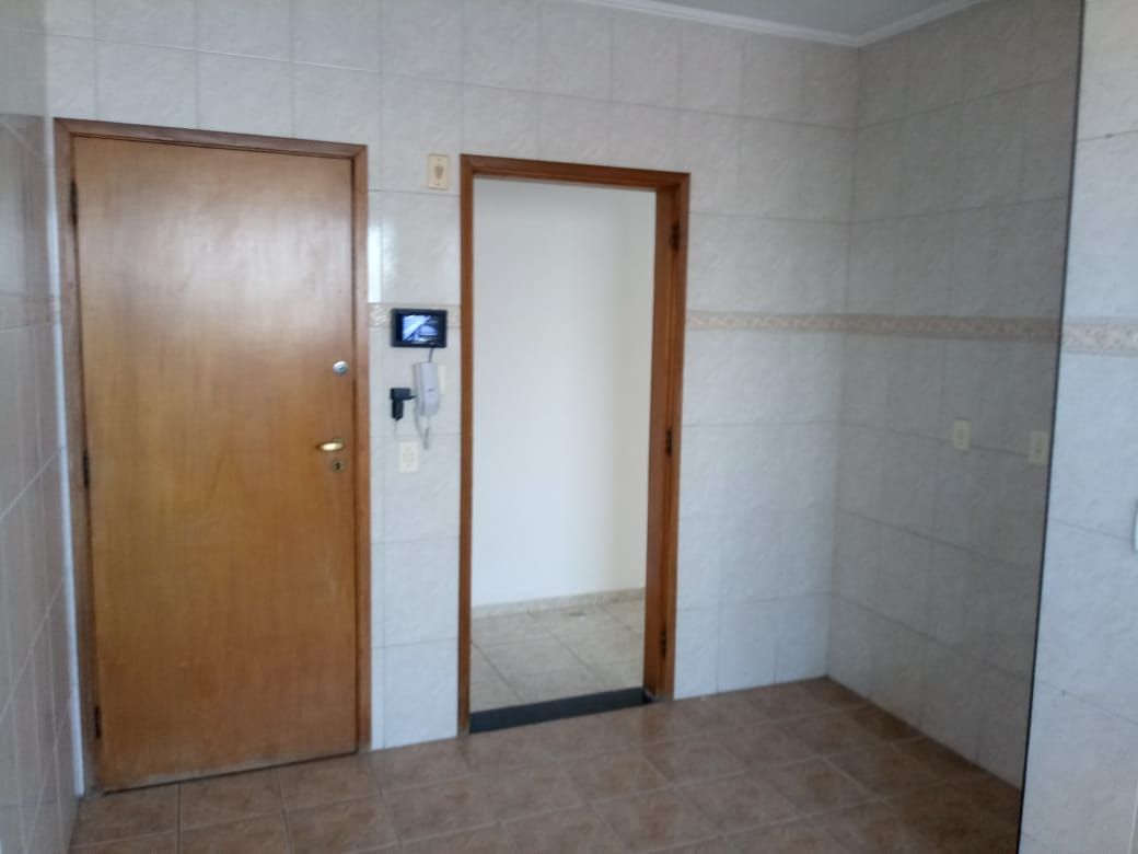 Apartamento para alugar, 94 m² por R$ 4.500,00/mês - Embaré - Santos/SP
