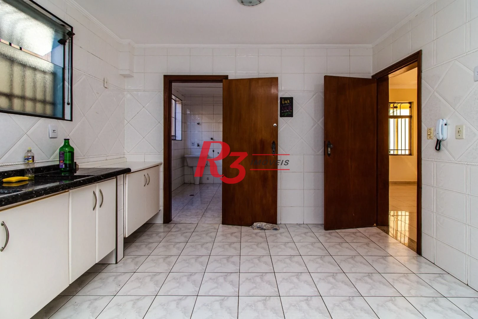 Sobrado com 3 dormitórios à venda, 148 m² por R$ 1.920.000,00 - Ponta da Praia - Santos/SP