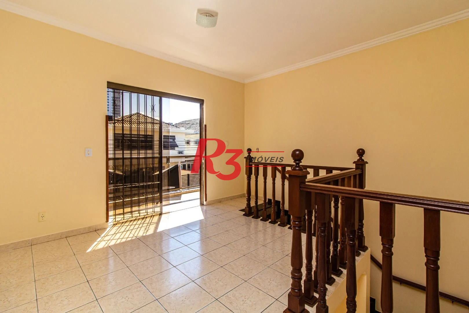 Sobrado com 3 dormitórios à venda, 148 m² por R$ 1.920.000,00 - Ponta da Praia - Santos/SP
