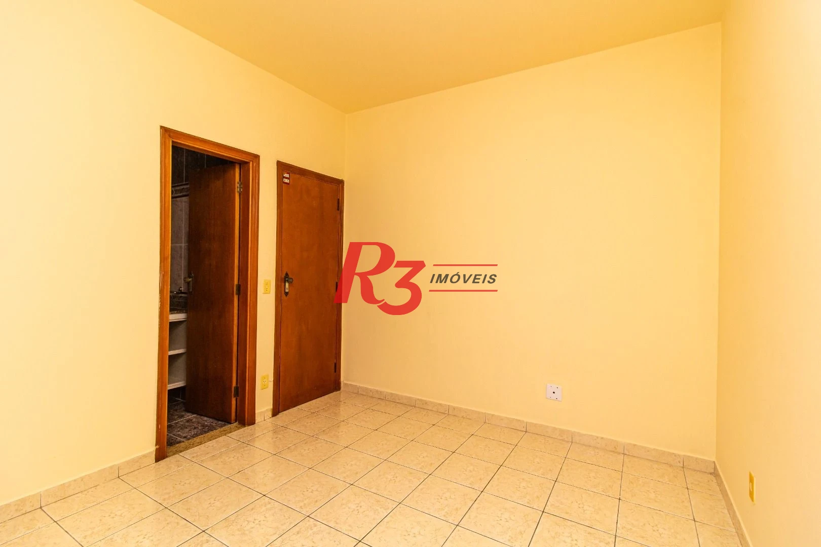 Sobrado com 3 dormitórios à venda, 148 m² por R$ 1.920.000,00 - Ponta da Praia - Santos/SP