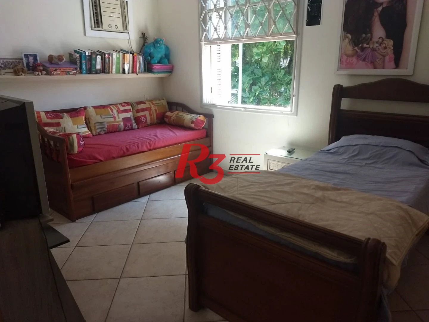 Sobrado com 3 dormitórios à venda, 250 m² por R$ 1.070.000,00 - Campo Grande - Santos/SP