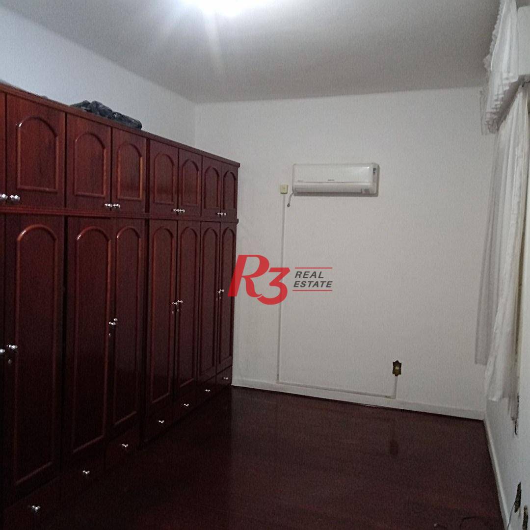 Sobrado com 4 dormitórios à venda, 199 m² - Campo Grande - Santos/SP