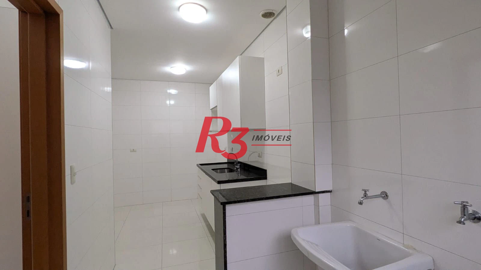 Apartamento com 2 dormitórios para alugar, 81 m² por R$ 5.300,00/mês - Boqueirão - Santos/SP