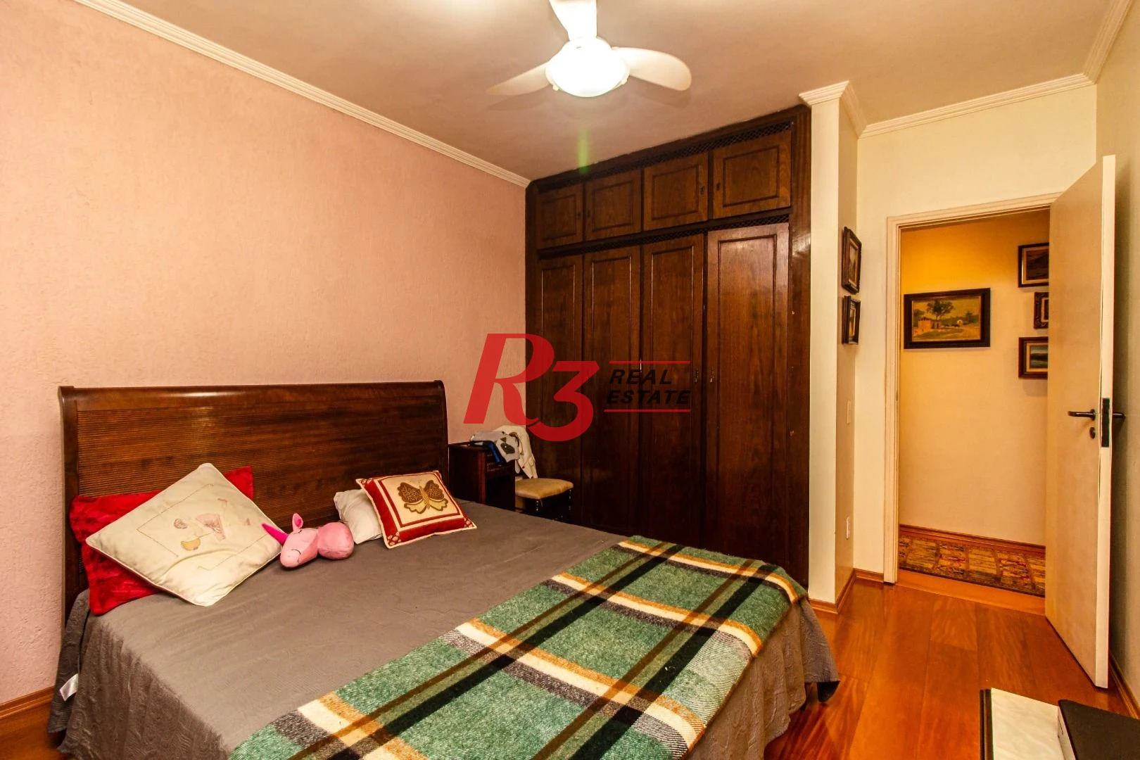 Apartamento com 3 dormitórios à venda, 242 m² por R$ 1.700.000,00 - Boqueirão - Santos/SP