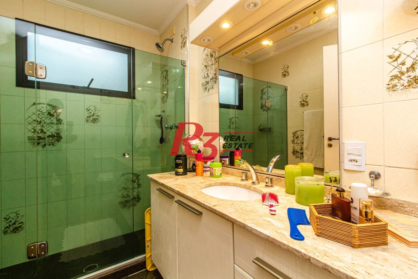 Apartamento com 3 dormitórios à venda, 242 m² por R$ 1.700.000,00 - Boqueirão - Santos/SP