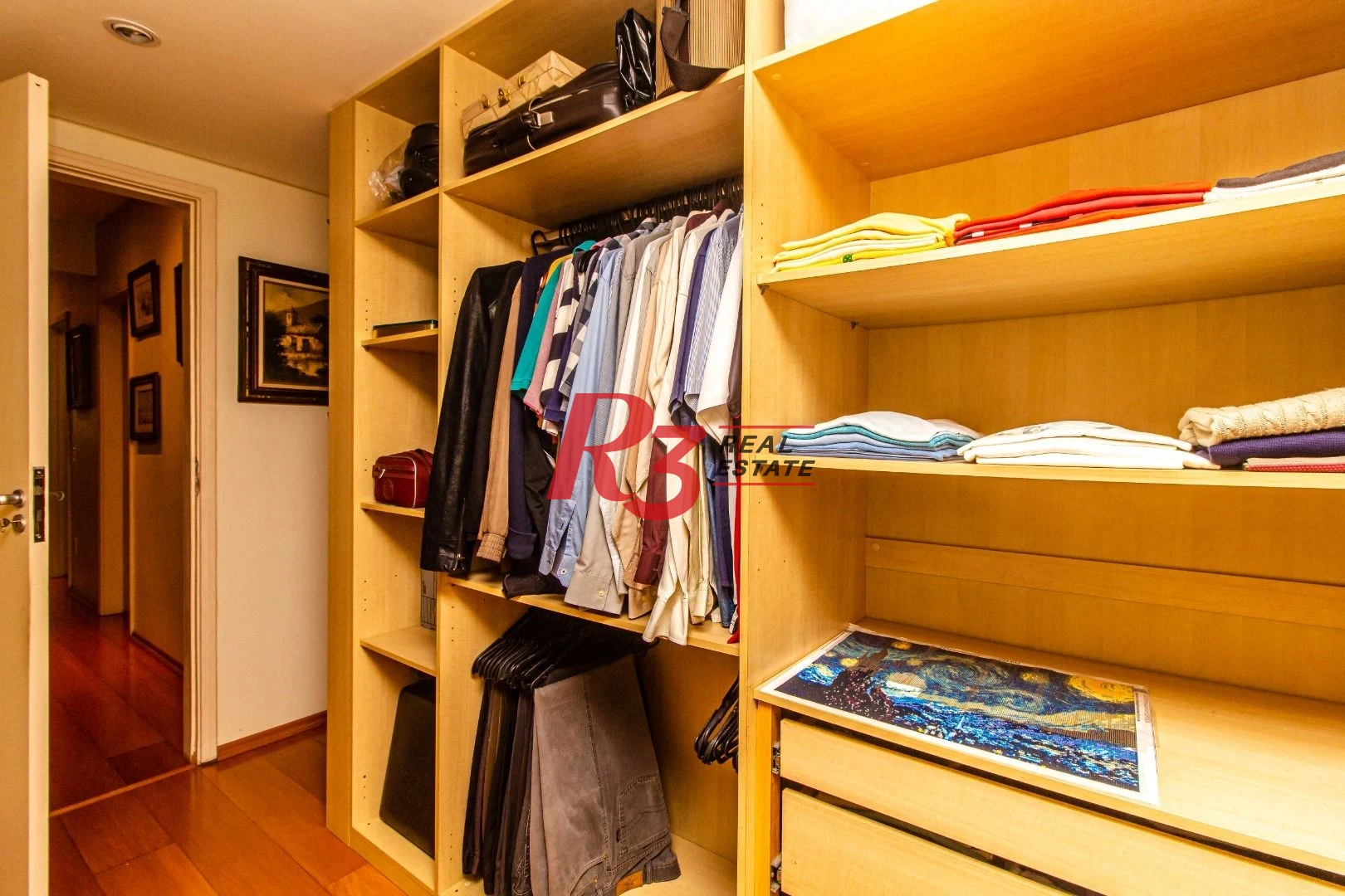 Apartamento com 3 dormitórios à venda, 242 m² por R$ 1.700.000,00 - Boqueirão - Santos/SP