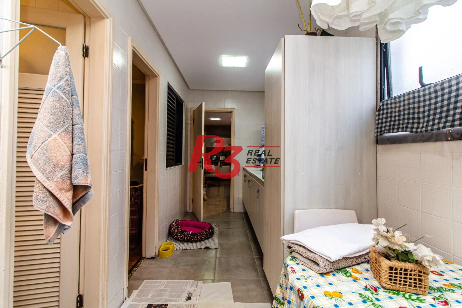 Apartamento com 3 dormitórios à venda, 242 m² por R$ 1.700.000,00 - Boqueirão - Santos/SP