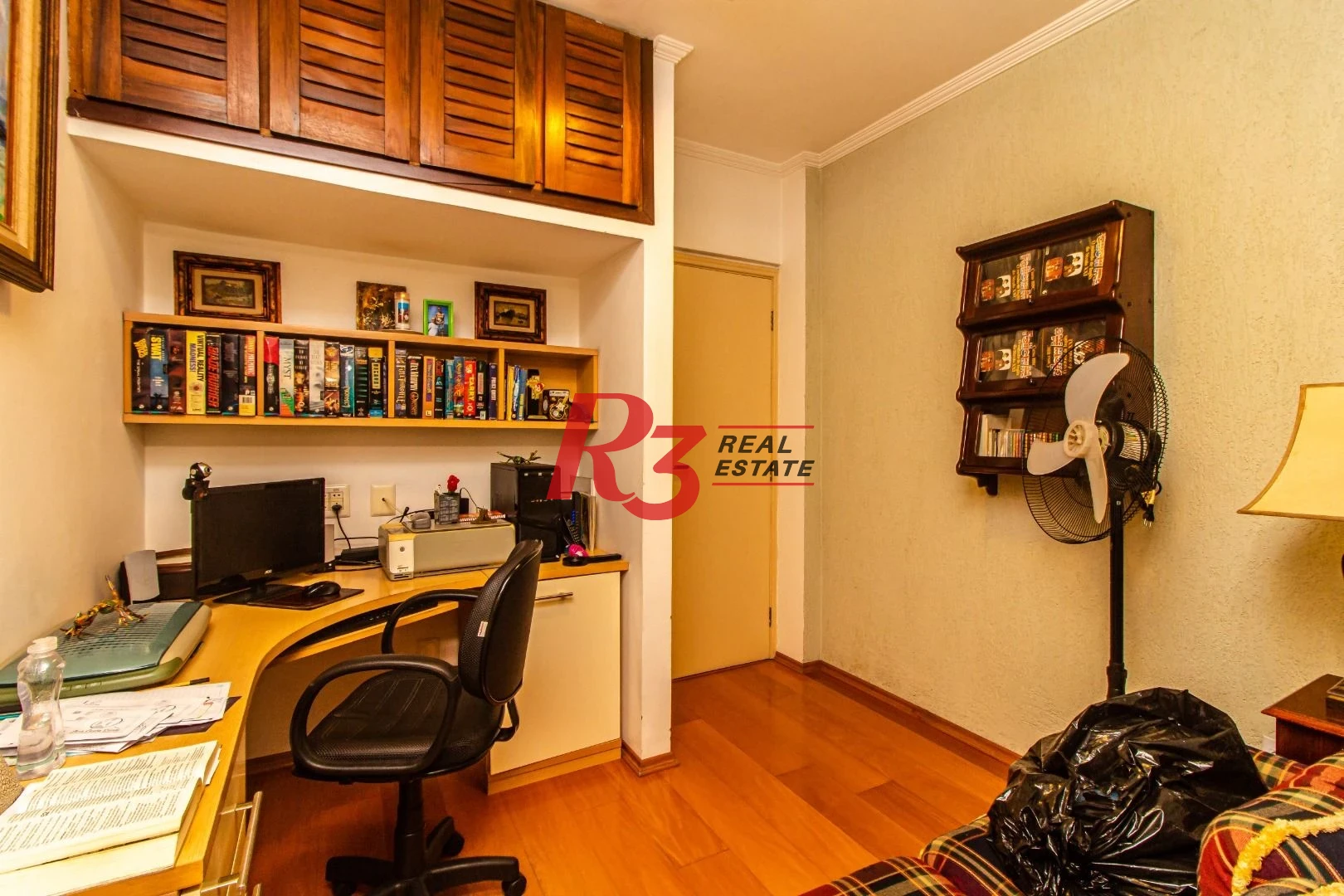 Apartamento com 3 dormitórios à venda, 242 m² por R$ 1.700.000,00 - Boqueirão - Santos/SP