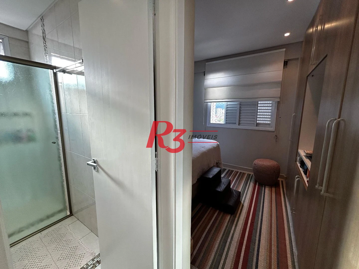 Apartamento com 2 dormitórios à venda, 83 m² por R$ 1.050.000,00 - Embaré - Santos/SP