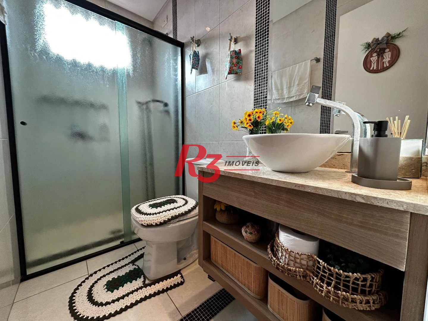 Apartamento com 2 dormitórios à venda, 83 m² por R$ 1.050.000,00 - Embaré - Santos/SP