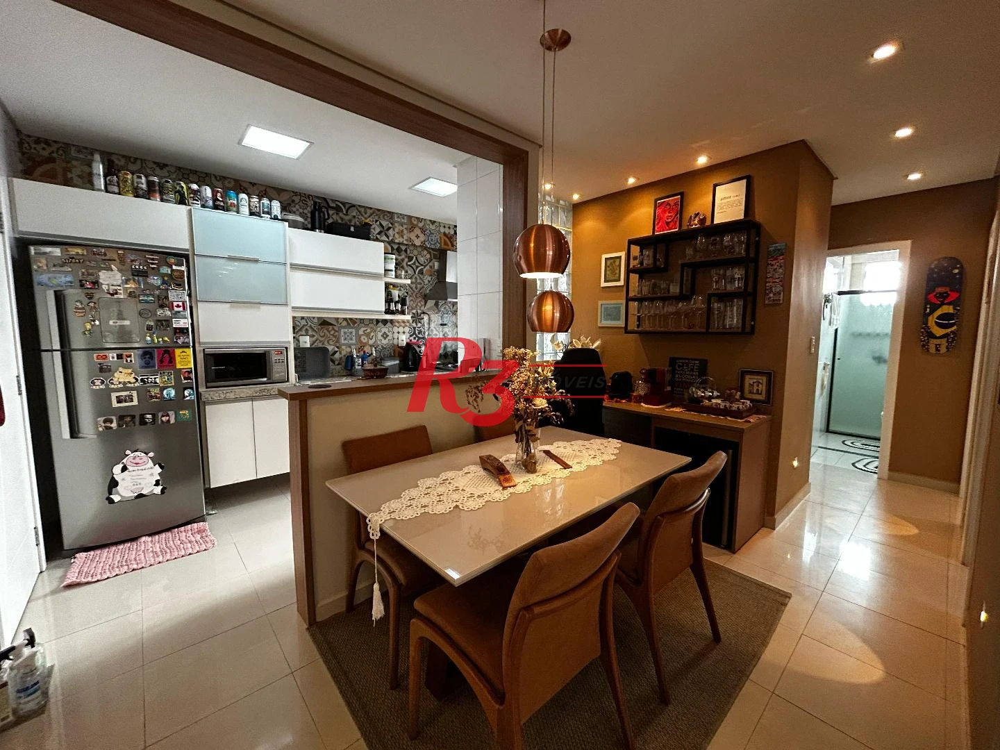Apartamento com 2 dormitórios à venda, 83 m² por R$ 1.050.000,00 - Embaré - Santos/SP